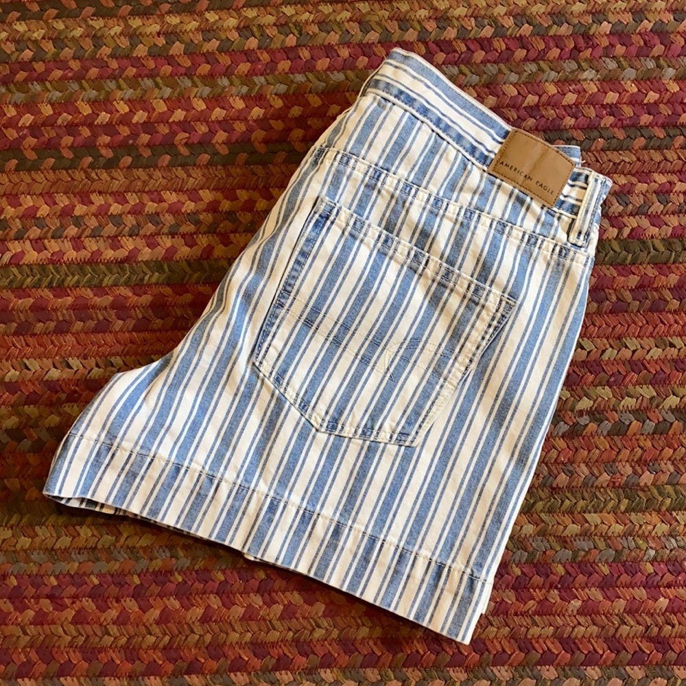 AMERICAN EAGLE VERTICAL STRIPE DENIM SHORTS